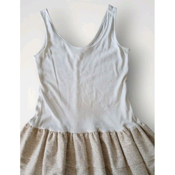 Vintage Pepper Tree Ruffle Stacked Skater Dress White/Beige Floral Size 7 - Picture 2 of 6